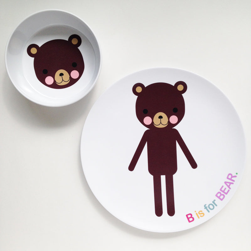 Dylbug personalized Bear plate and bowl set for kids. Great gift for toddlers, picky eater s and kids of all ages.